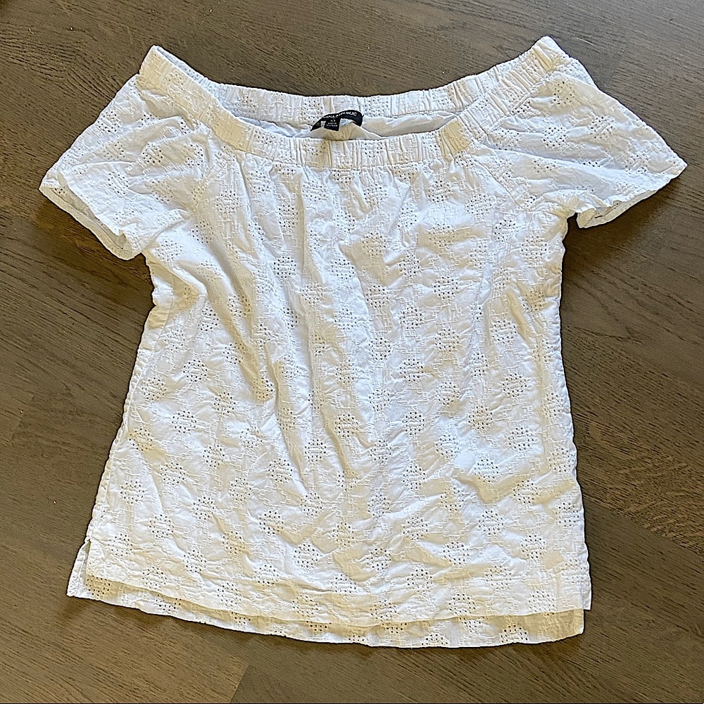 Banana Republic Knit Lace Off-the-Shoulder T-Shirt